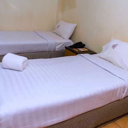 Aponye Hotel Kampala Exteriér fotografie