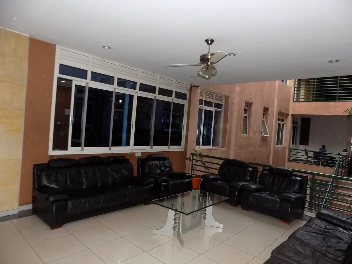Aponye Hotel Kampala Exteriér fotografie