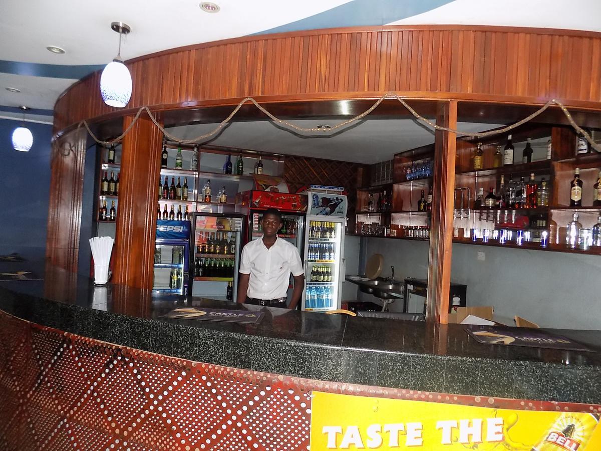 Aponye Hotel Kampala Exteriér fotografie